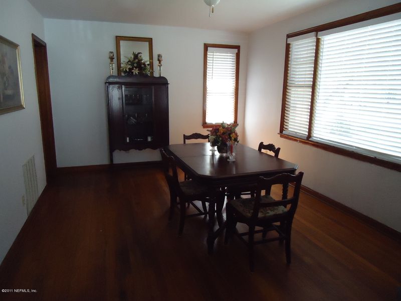 427 Aiken Rd, Jacksonville, FL 32216