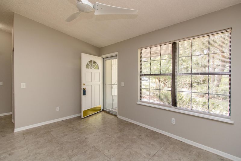 4279 Chokeberry Rd, Middleburg, FL 32068