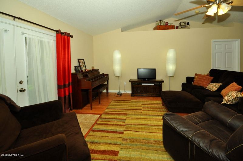 428 Cypress Ave N, Green Cove Springs, FL 32043