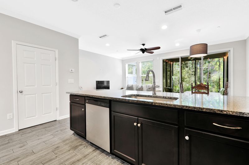 43 Canary Palm Ct, Ponte Vedra, FL 32081