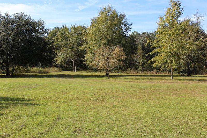 43035 Pilgrims Way, Callahan, FL 32011