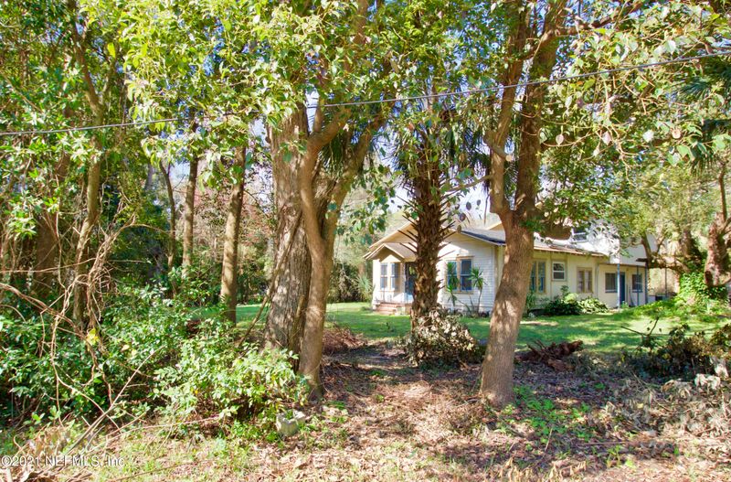 4307 Collins Rd, Jacksonville, FL 32244