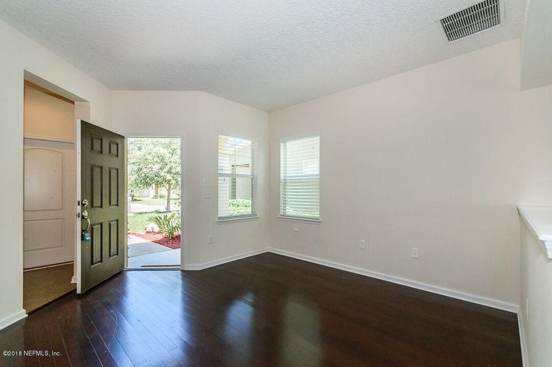 431 Forest Meadow Ln, Orange Park, FL 32065