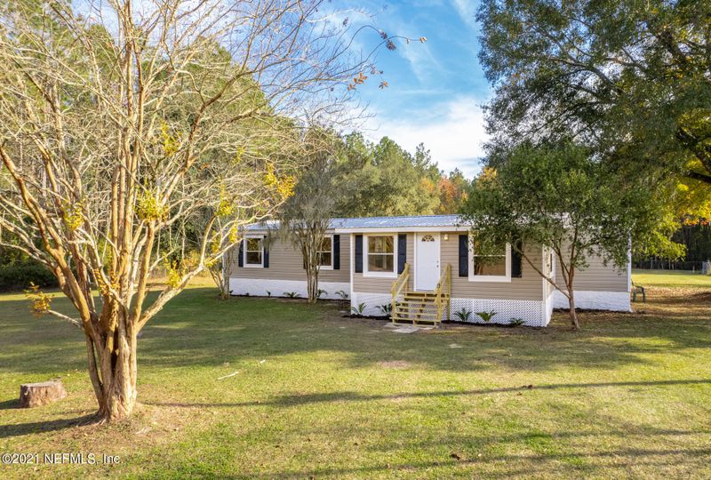 43150 Ratliff Rd, Callahan, FL 32011