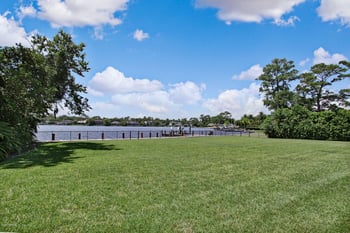 4324 Yacht Club Rd, Jacksonville, FL 32210