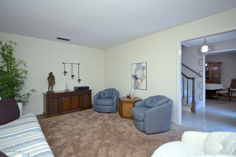 4325 Phillips Pl, Jacksonville, FL 32207