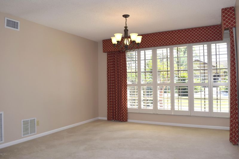 4326 Black Jack Al, Jacksonville, FL 32210