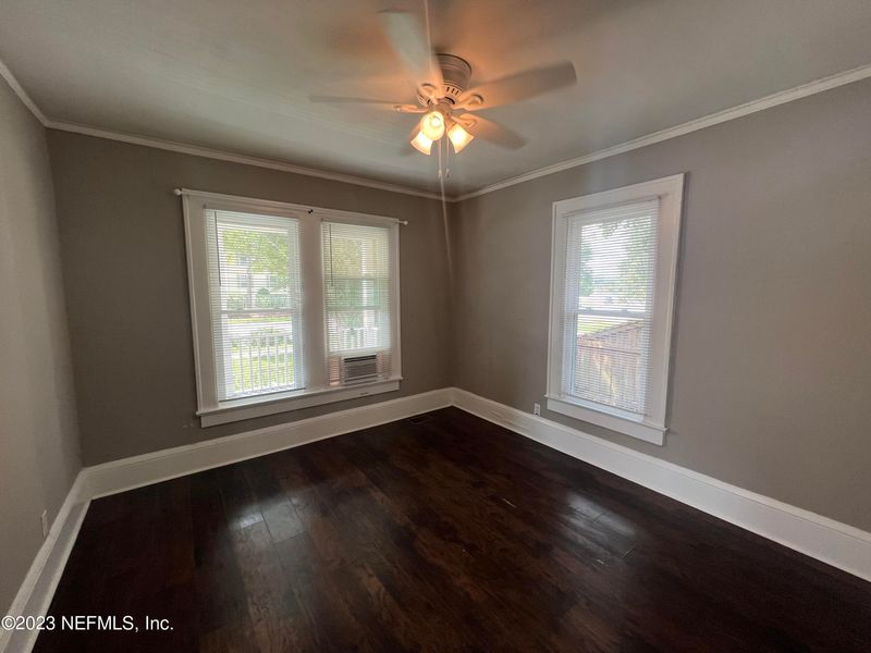 4329 Lakeside Dr, Jacksonville, FL 32210
