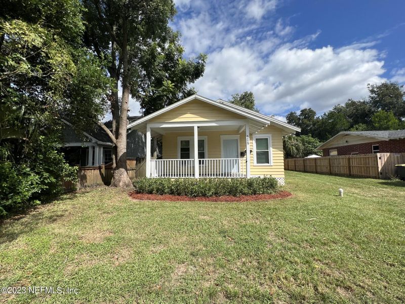 4329 Lakeside Dr, Jacksonville, FL 32210