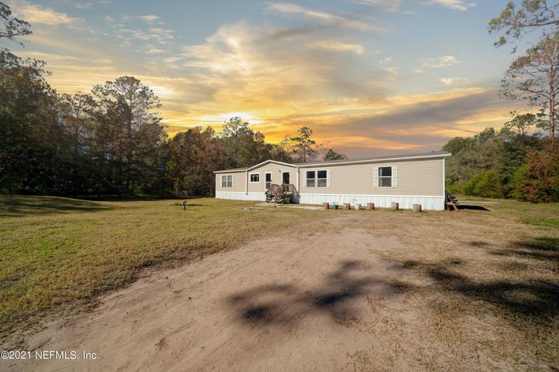 43303 Ratliff Rd, Callahan, FL 32011