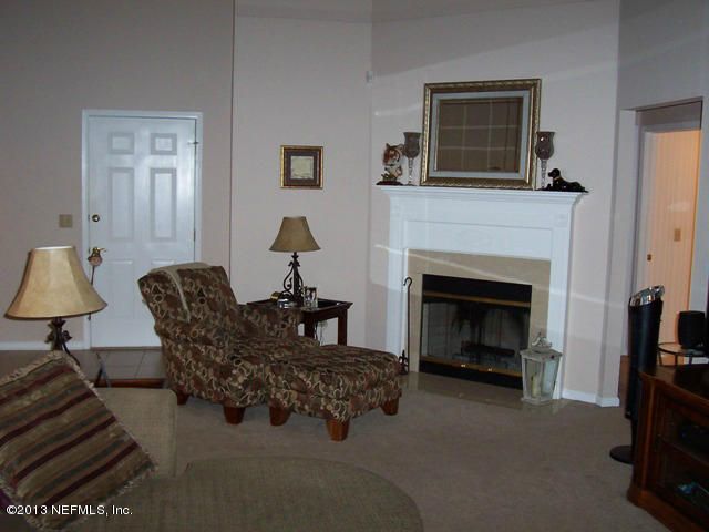 4333 Springmoor Dr E, Jacksonville, FL 32225
