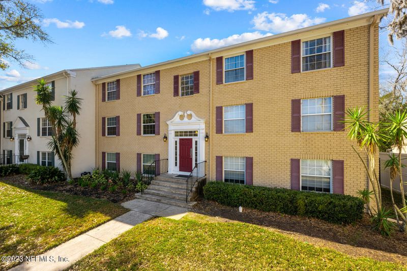 4335 Plaza Gate Ln S #101, Jacksonville, FL 32217