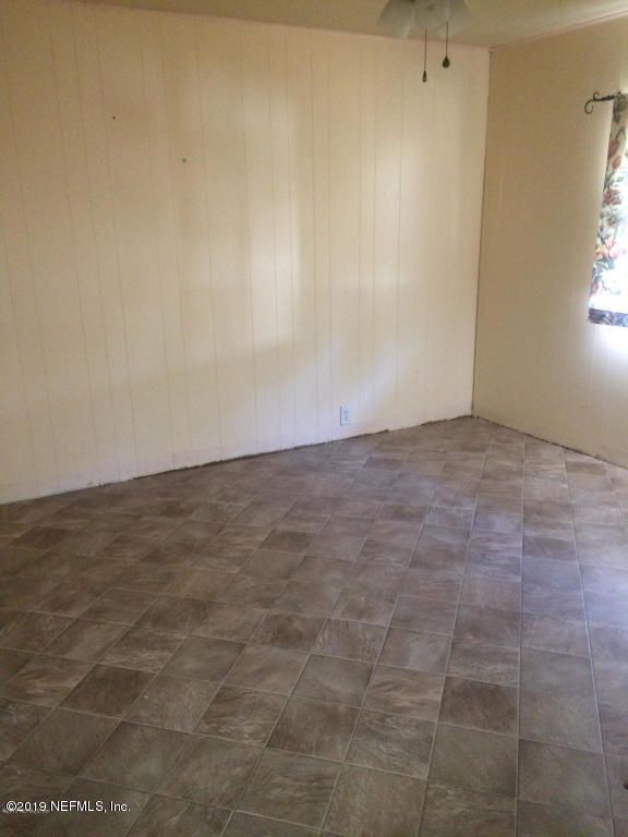 4339 Anson Dr, Jacksonville, FL 32246