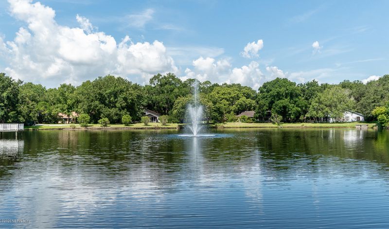 4346 Springmoor Dr E, Jacksonville, FL 32225