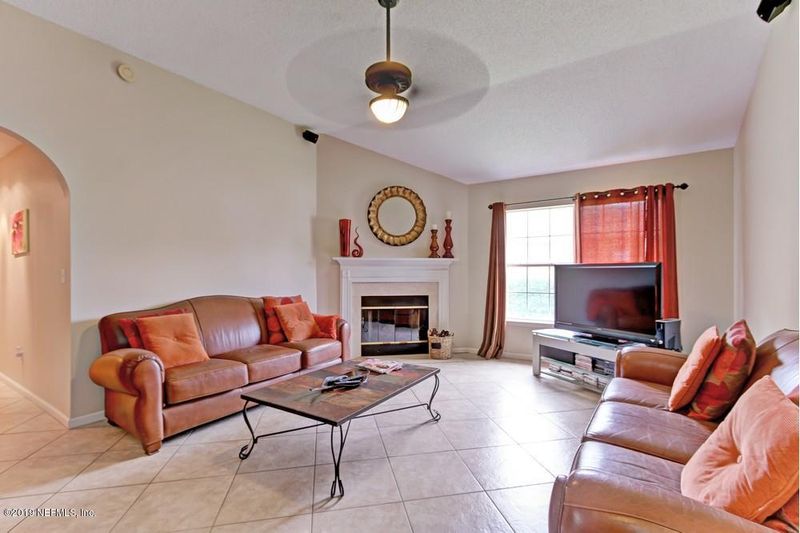 4363 Rogers Island Dr E, Jacksonville, FL 32224