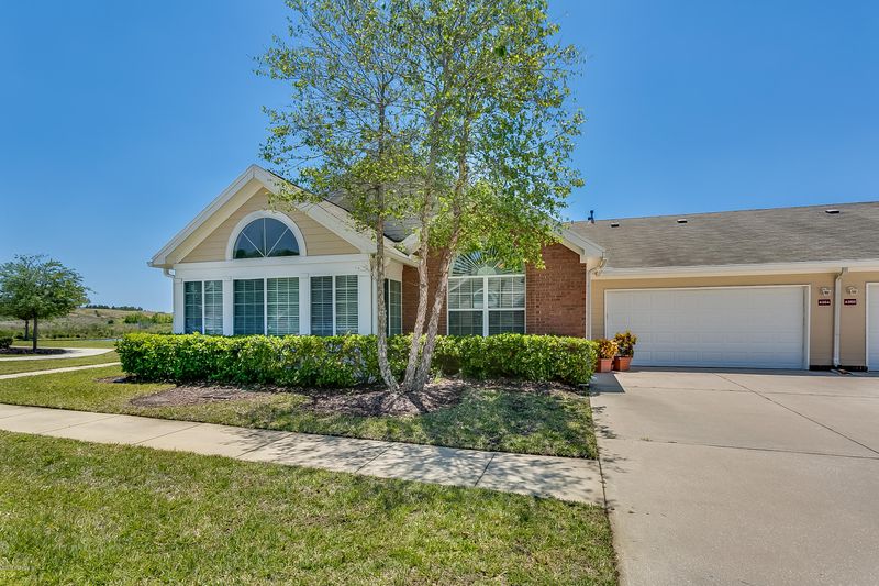 4364 Redtail Hawk Dr, Jacksonville, FL 32257
