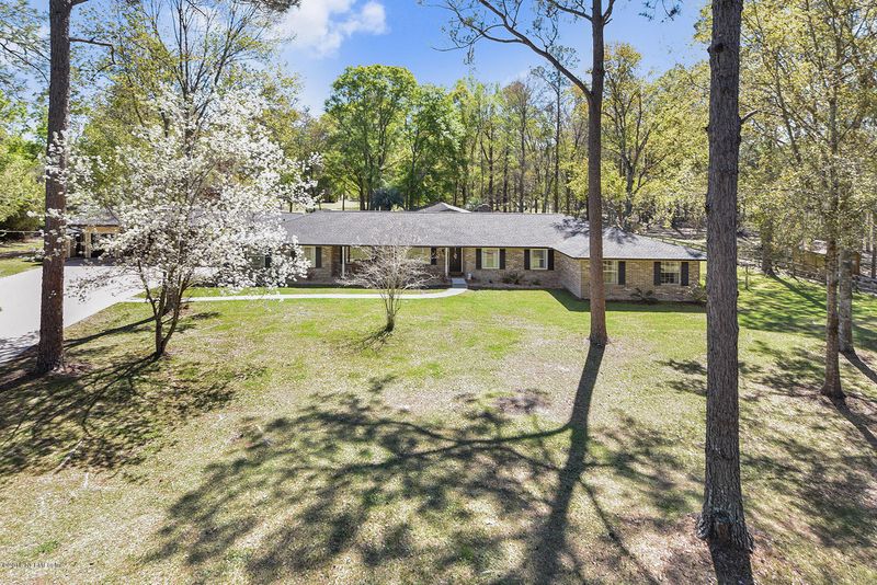 43656 Freedom Dr, Callahan, FL 32011