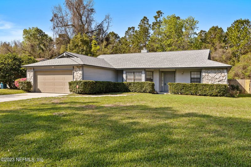 4368 Whispering Inlet Dr, Jacksonville, FL 32277