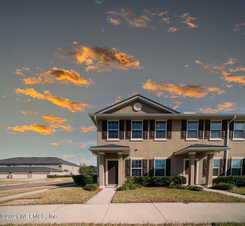 437 Oasis Ln, Orange Park, FL 32073