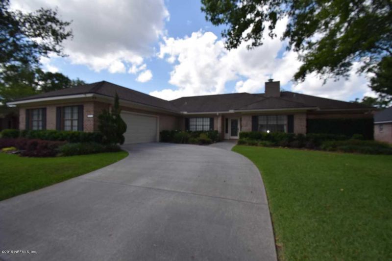 4372 Ballinger Dr, Jacksonville, FL 32257