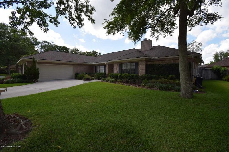 4372 Ballinger Dr, Jacksonville, FL 32257