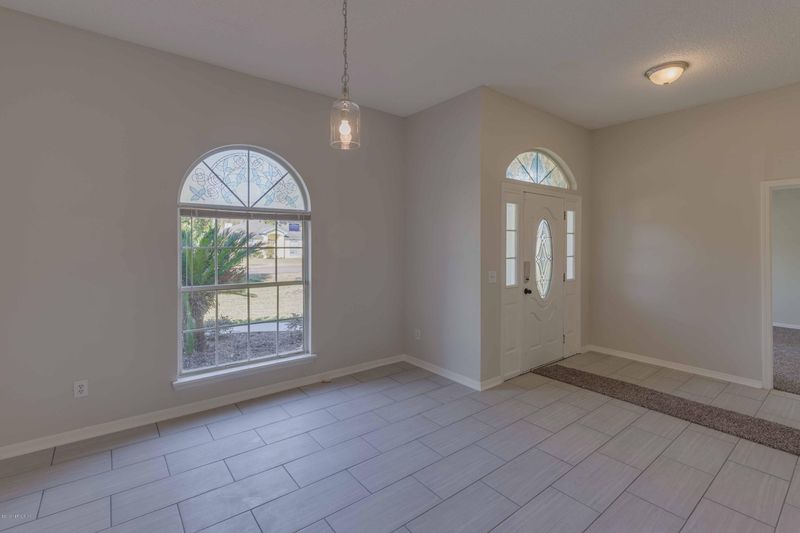 438 Jax Estates Dr S, Jacksonville, FL 32218