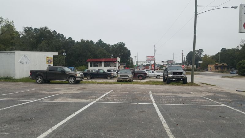 438 S Walnut St, Starke, FL 32091
