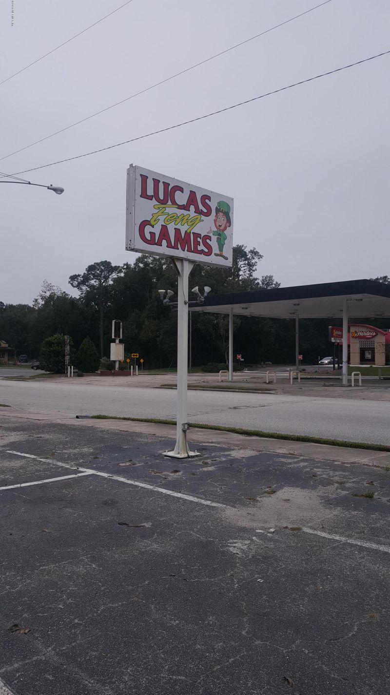 438 S Walnut St, Starke, FL 32091