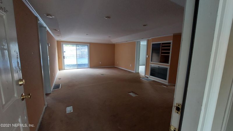 4385 Dalry Dr, Jacksonville, FL 32246