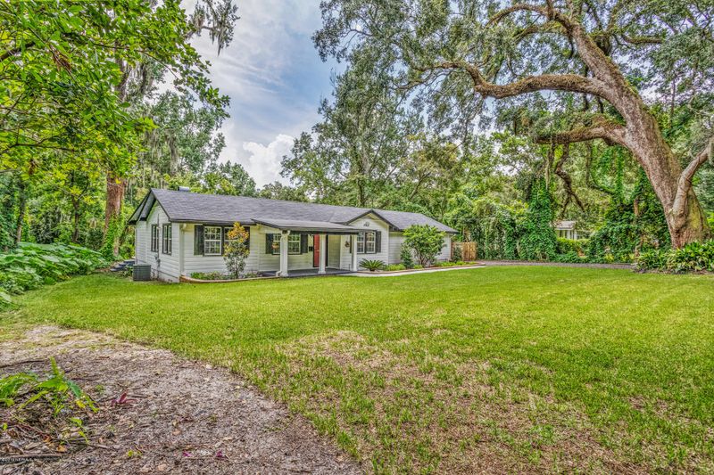 4385 Shawnee St, Jacksonville, FL 32210