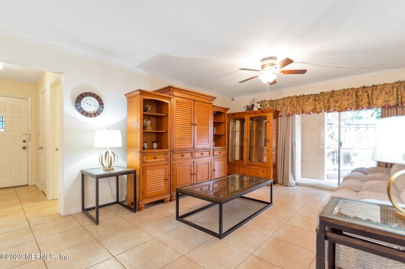 4390 Herschel St #5, Jacksonville, FL 32210