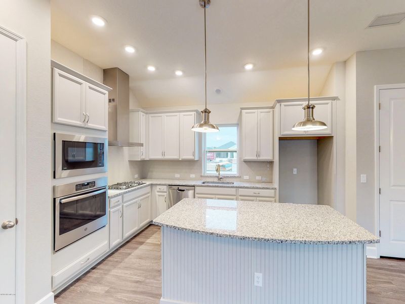 44 Aaron Ln, Ponte Vedra, FL 32081