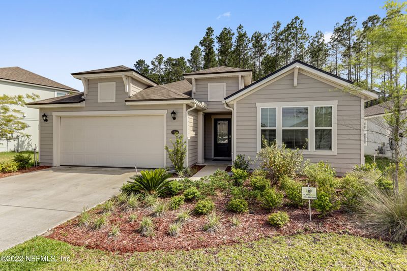 44 Granite City Ave, St Johns, FL 32259