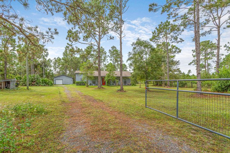 4405 Alvin St, Hastings, FL 32145