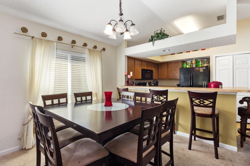 4405 Campus Hills Cir, Jacksonville, FL 32218