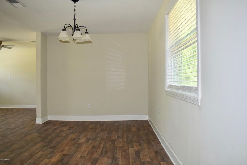 4407 Packard Dr, Jacksonville, FL 32246