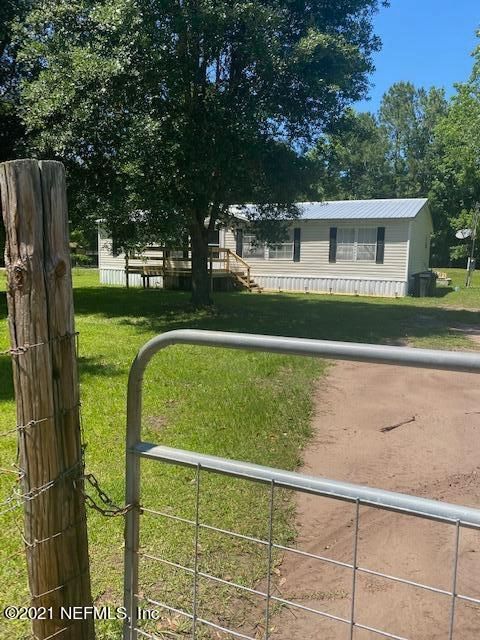 44077 Ann Dr, Callahan, FL 32011
