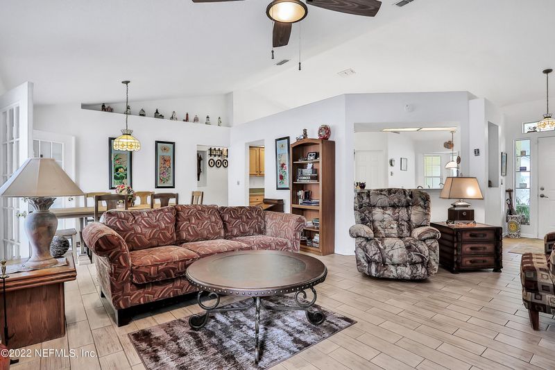4408 Jiggermast Ave, Jacksonville, FL 32277