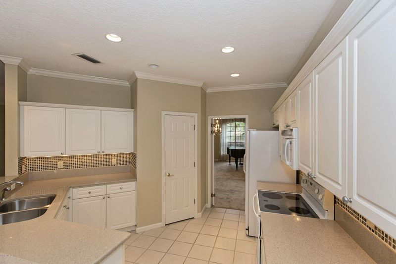 441 Big Tree Rd, Ponte Vedra Beach, FL 32082