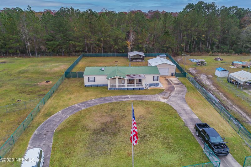 44109 Pinebreeze Cir, Callahan, FL 32011