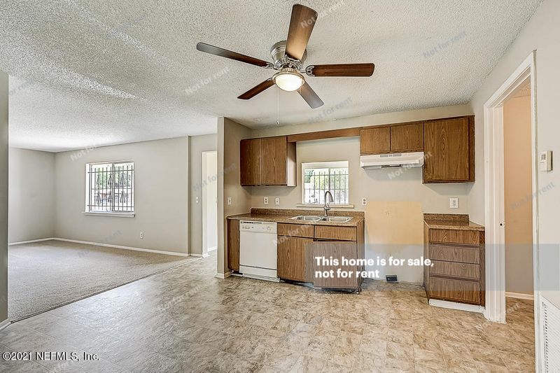 4412 Spottswood Rd N, Jacksonville, FL 32208