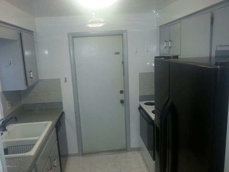 4420 Packard Dr, Jacksonville, FL 32246