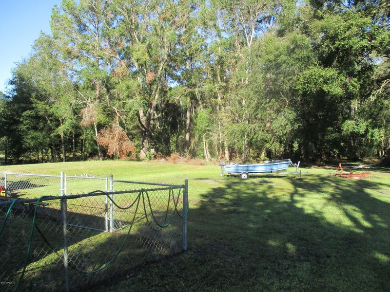 44243 Mckendree Dr, Callahan, FL 32011