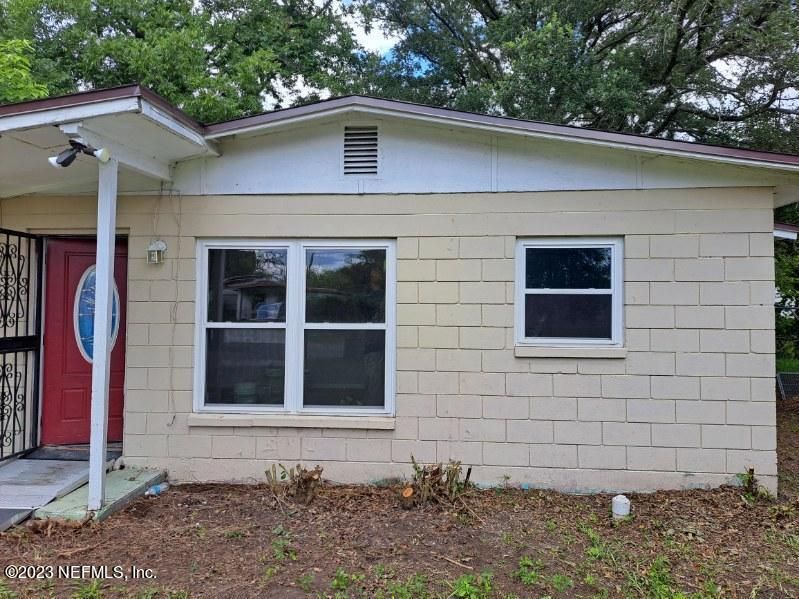 4426 Bessie Cir W, Jacksonville, FL 32209