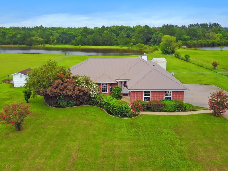 44267 Green Meadows Ln, Callahan, FL 32011