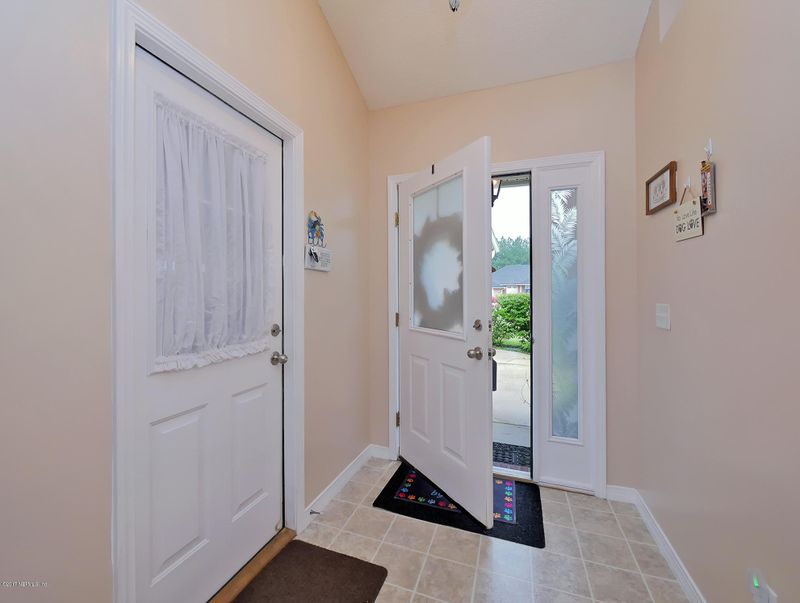 44267 Green Meadows Ln, Callahan, FL 32011