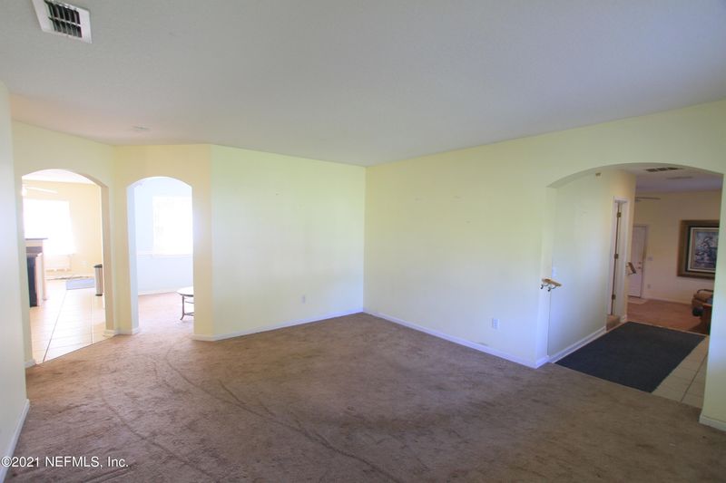 443 Pine Ave, Green Cove Springs, FL 32043