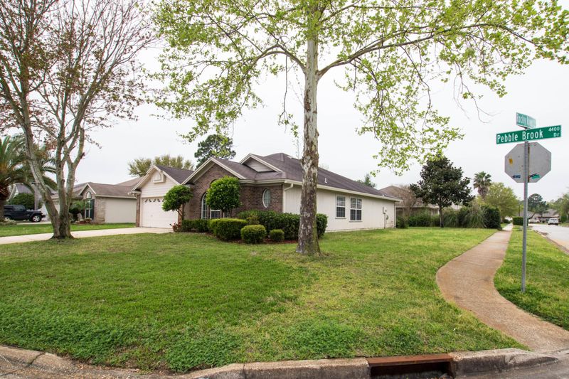 4436 Pebble Brook Dr, Jacksonville, FL 32224