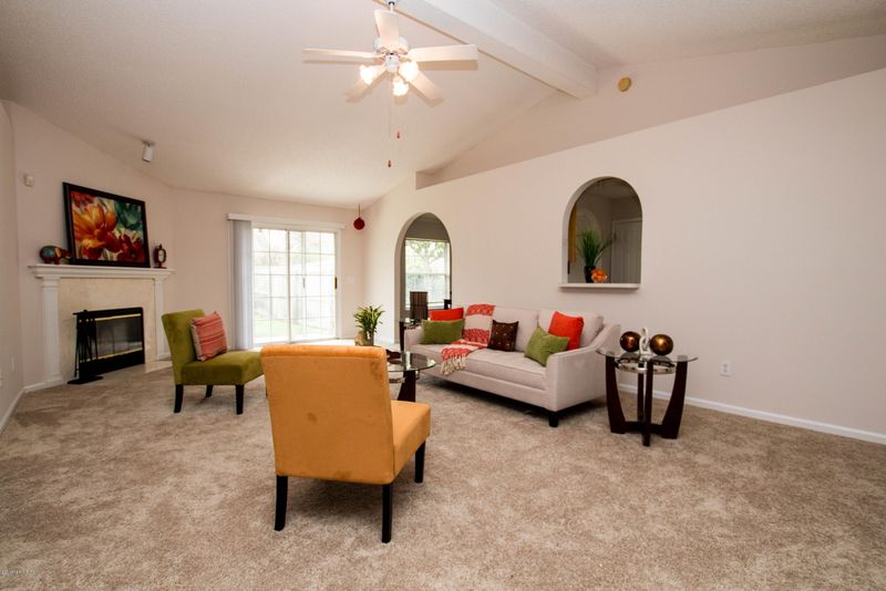 4436 Pebble Brook Dr, Jacksonville, FL 32224