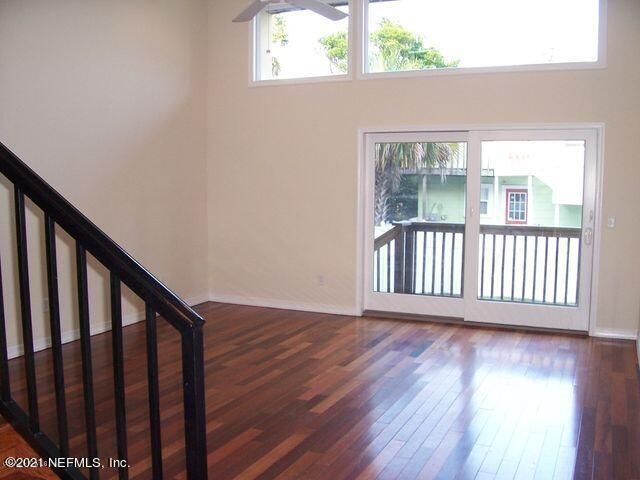 445 8th Ave N #B, Jacksonville Beach, FL 32250